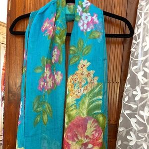 Lightweight Scarf never worn